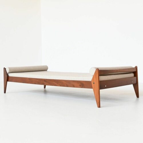 Teak wood daybed