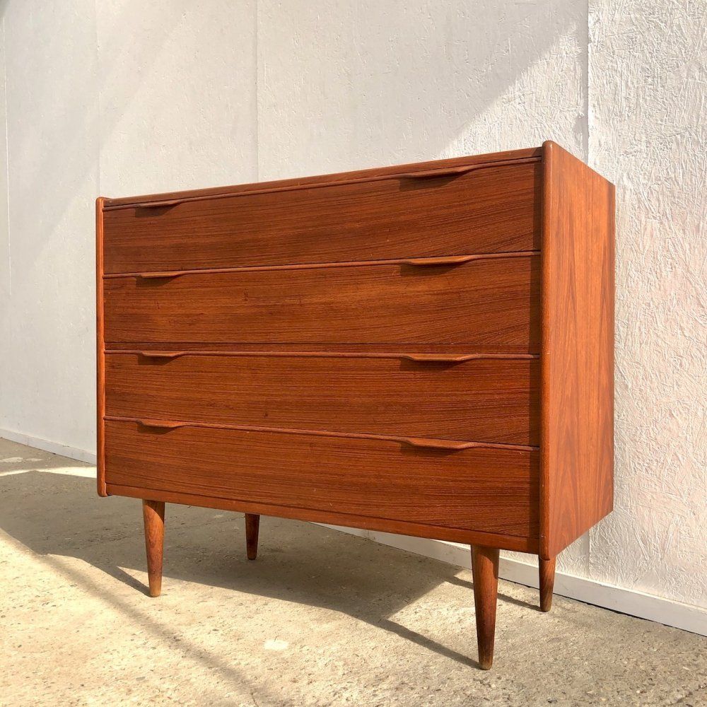 Teak wood chest of drawers
