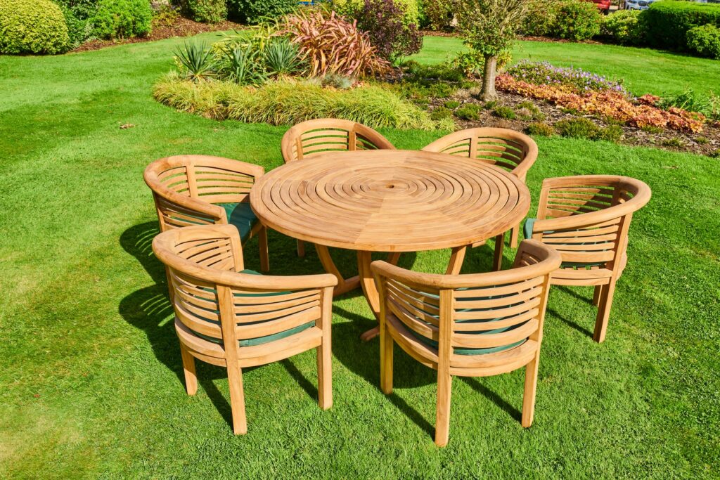 Traditional Techniques In Making Teak Outdoor Furniture Sets